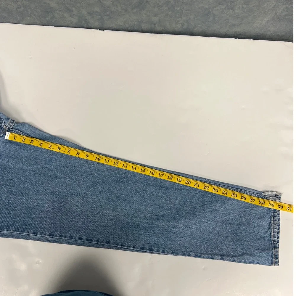 VTG Levi's 550 Relaxed Fit‎ Jeans Light Wash Denim USA Made *W30 L30 *Distressed